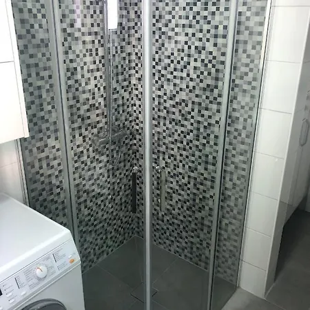 Sakota Family House *