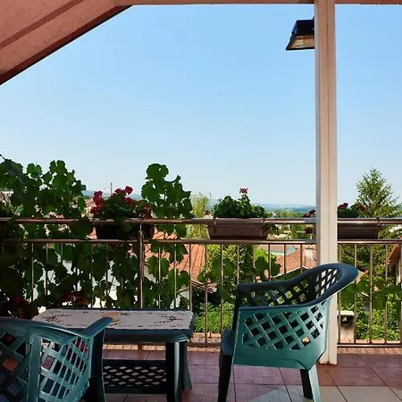 Sakota Family House Sremska Kamenica