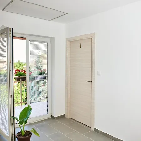 Sakota Family House 公寓