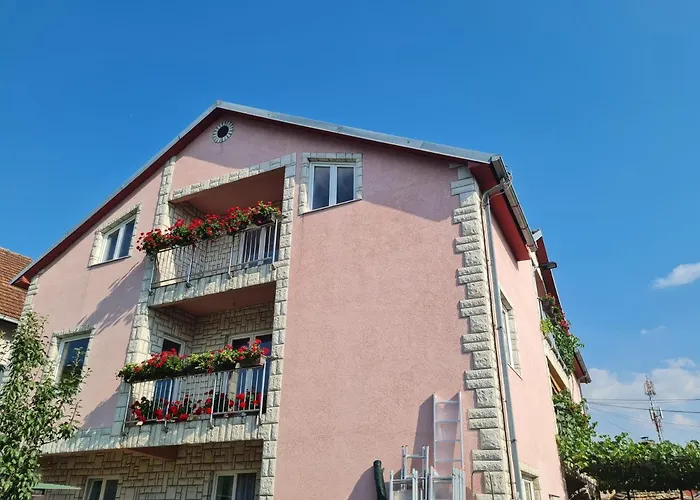 Lejlighed Sakota Family House *